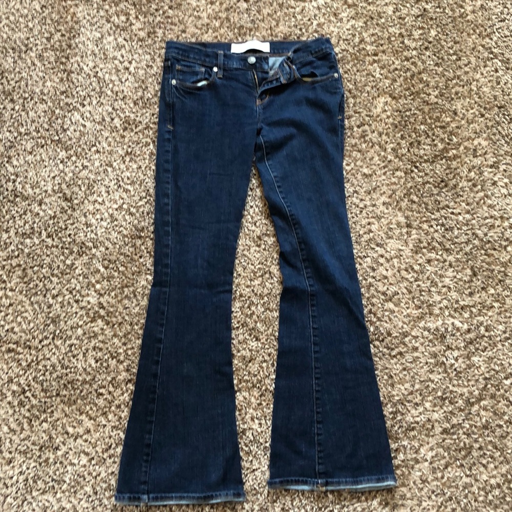 Abercrombie & Fitch jeans.
